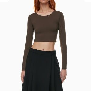 Babaton Contour Crew Cropped Longsleeve